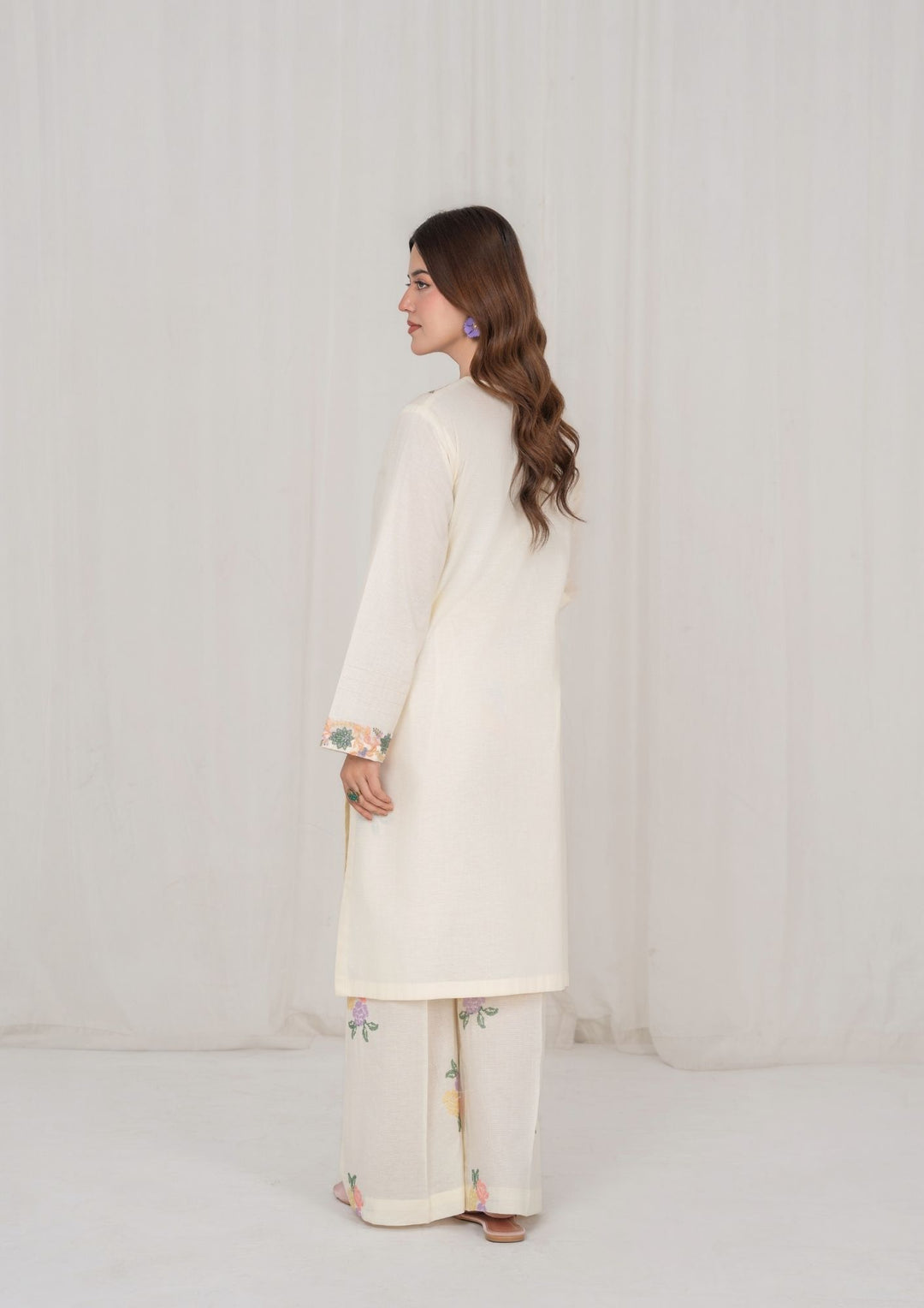 2Pc White Embroidered Lawn RIW-R26-0015