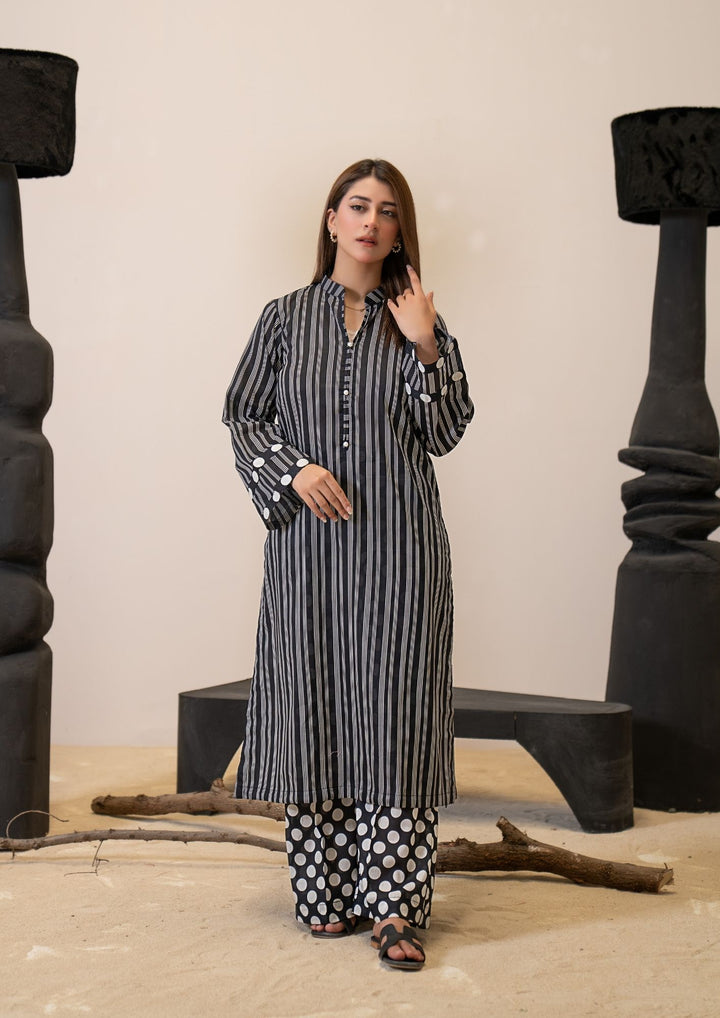 2Pc Digital Print Lawn MONO-M26-0002