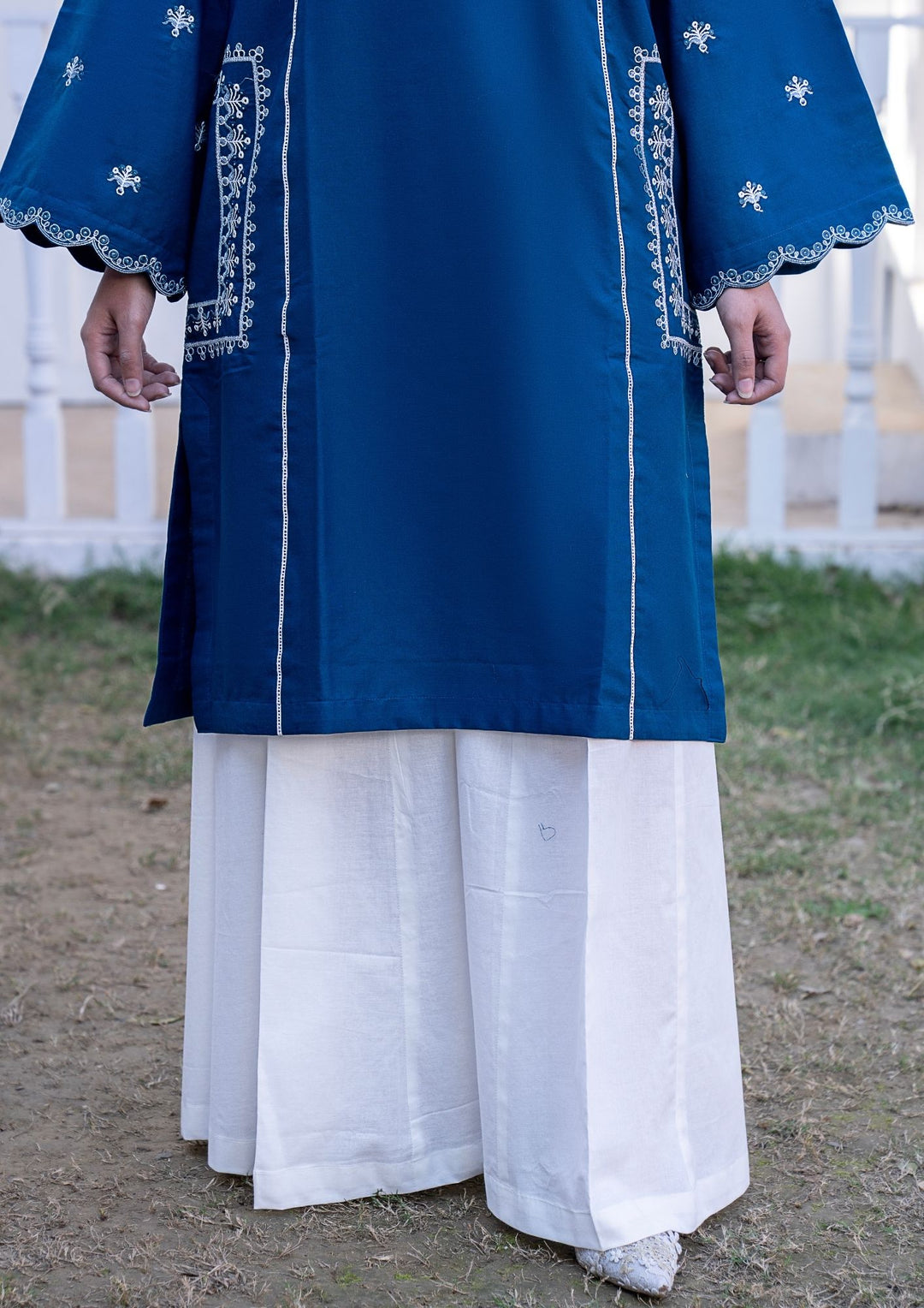 2Pc Embroidered Lawn JUPITER-S26-0011