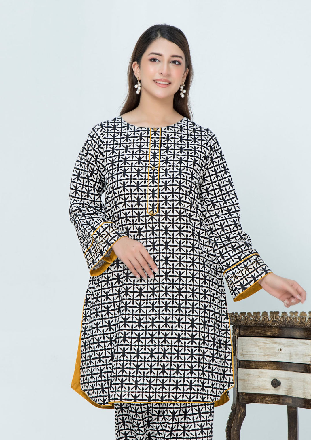 2pc Khaddar Digital Print with Shalwar AML-W25-0034
