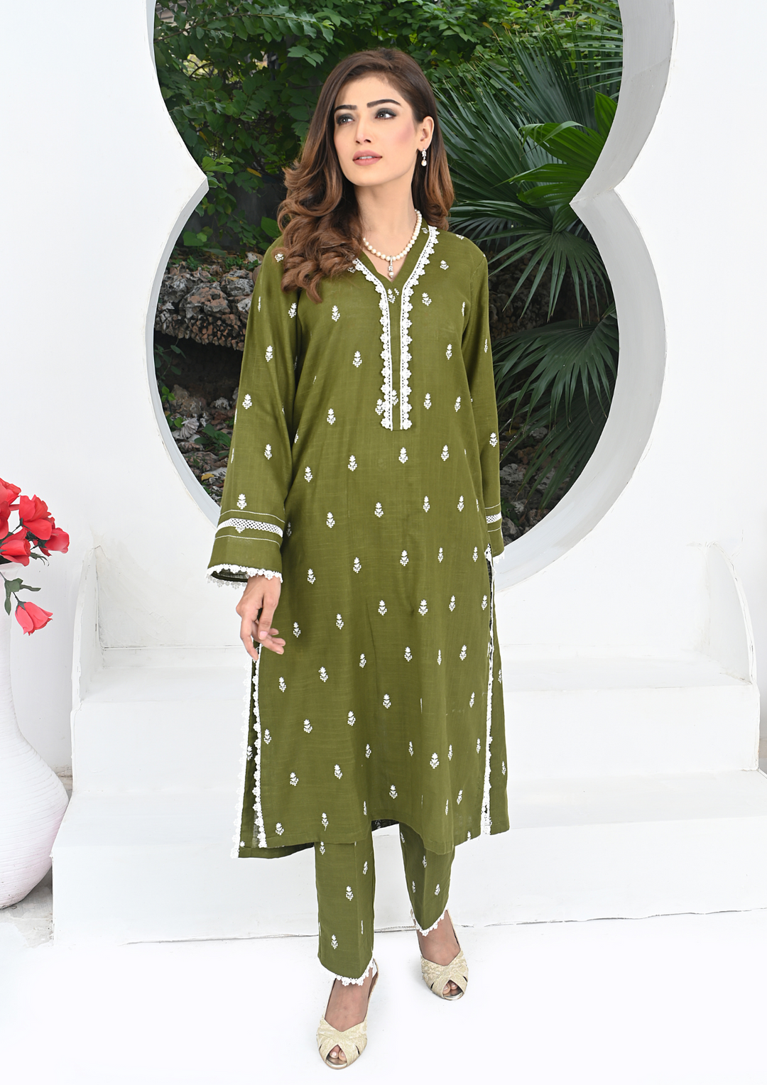 2pc Khaddar Embroidered with Embroidered Trouser WRTW-0046