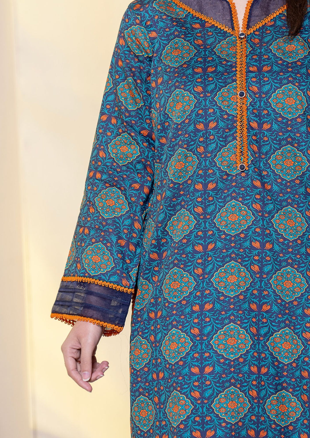 2Pc Digital Print Lawn with Shalwar Gulmeena-G26-0018