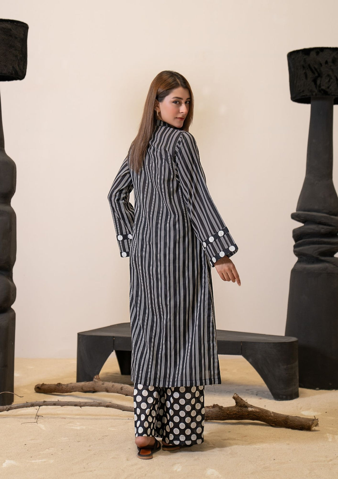 2Pc Digital Print Lawn MONO-M26-0002