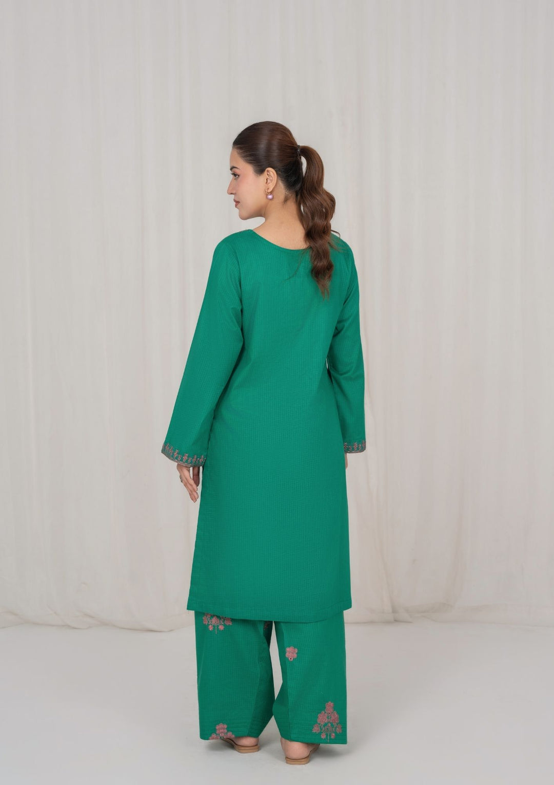 2Pc Green Embroidered Lawn RIW-R26-0020