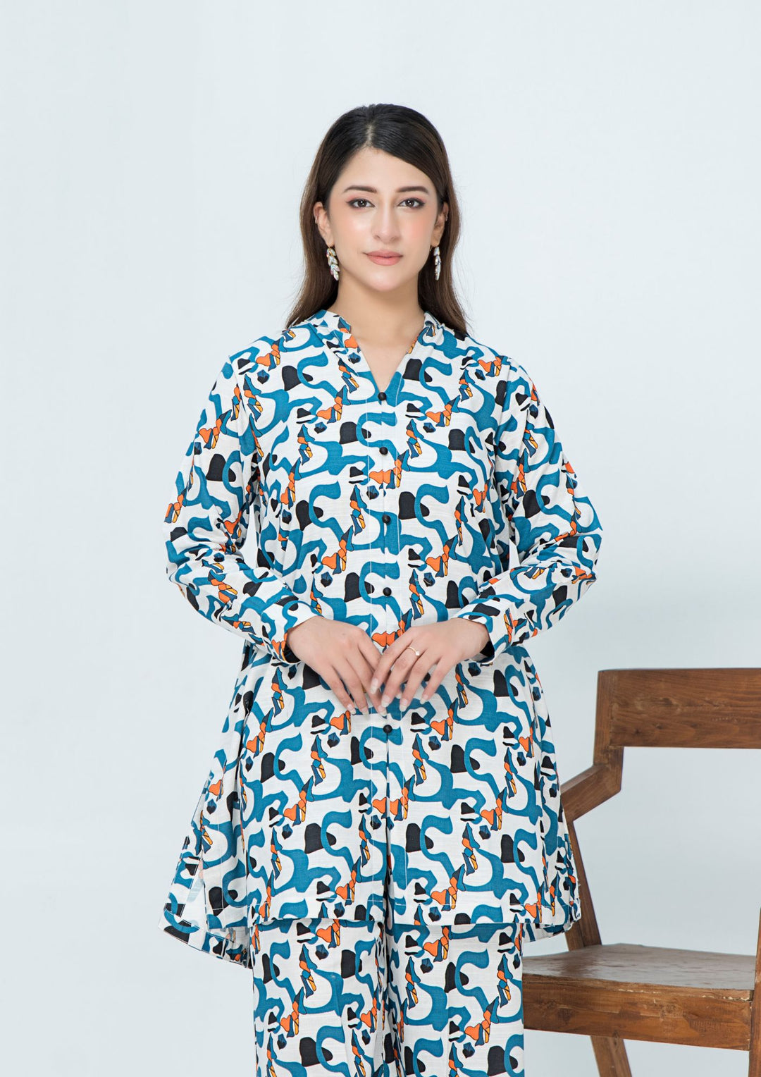 2pc Gold Khaddar Digital Print AML-W25-0038