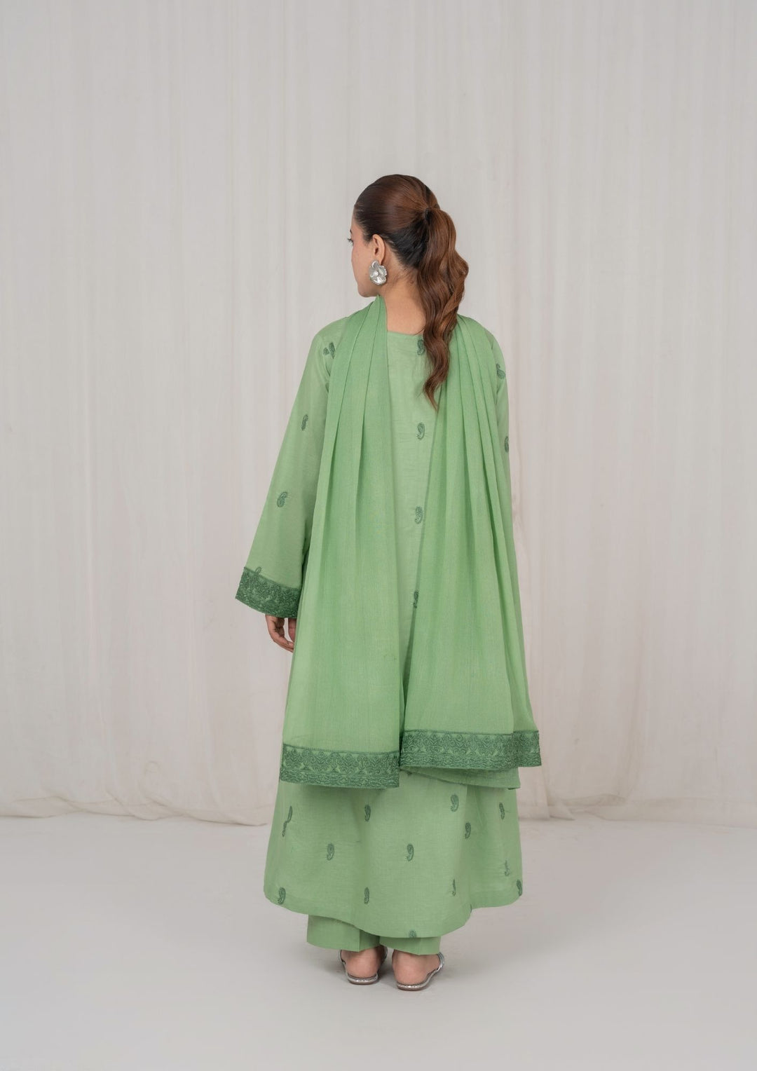 3Pc Pistachio Embroidered Lawn with Chiffon Dupatta RIW-R26-0002