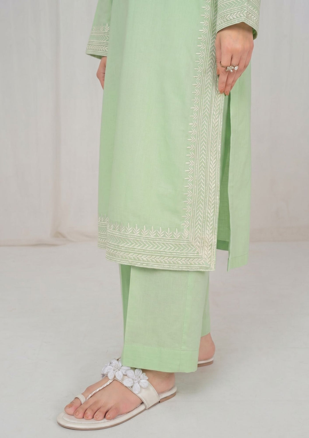 2Pc Mint Embroidered Lawn RIW-R26-0022
