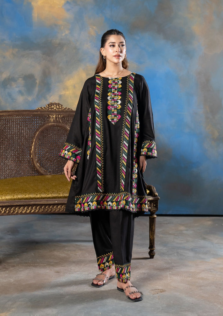 2Pc Embroidered Alpine Karandi Black SAY-W26-0025