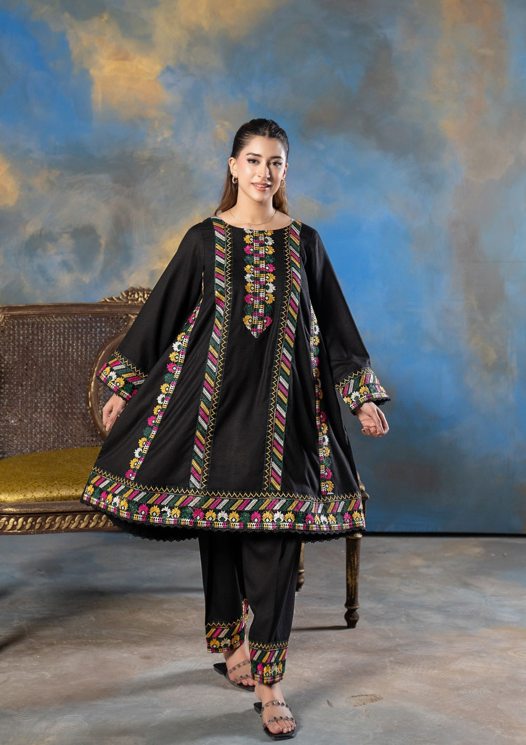 2Pc Embroidered Alpine Karandi Black SAY-W26-0025