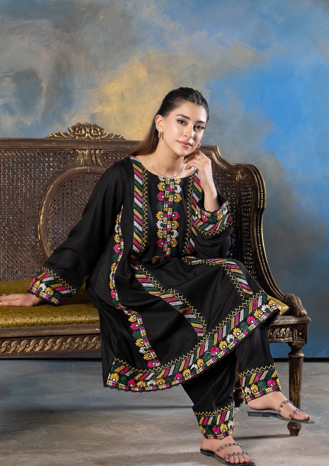 2Pc Embroidered Alpine Karandi Black SAY-W26-0025