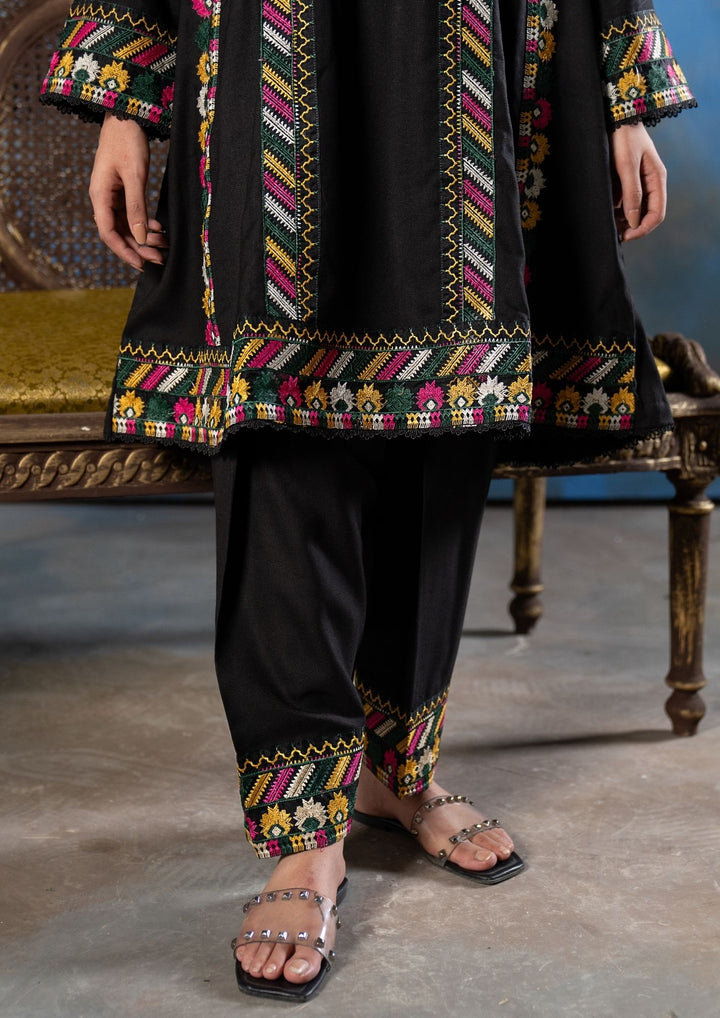 2Pc Embroidered Alpine Karandi Black SAY-W26-0025
