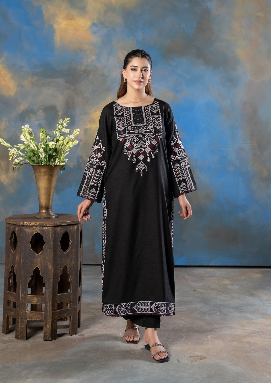 2Pc Embroidered Alpine Karandi Black SAY-W26-0026
