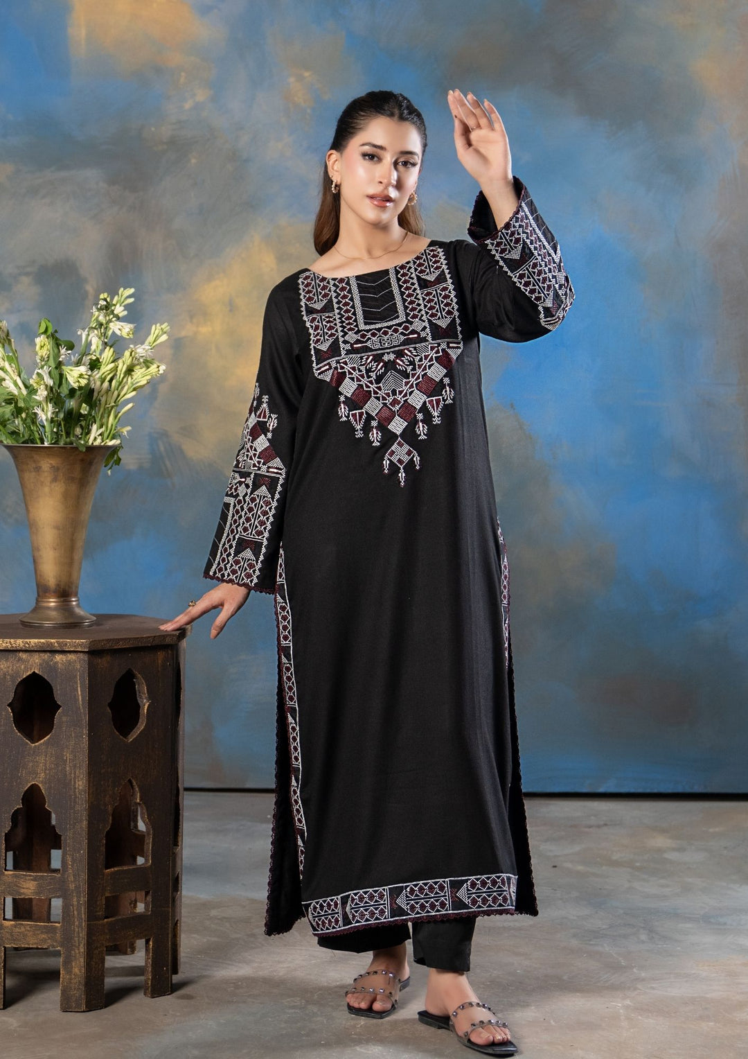 2Pc Embroidered Alpine Karandi Black SAY-W26-0026
