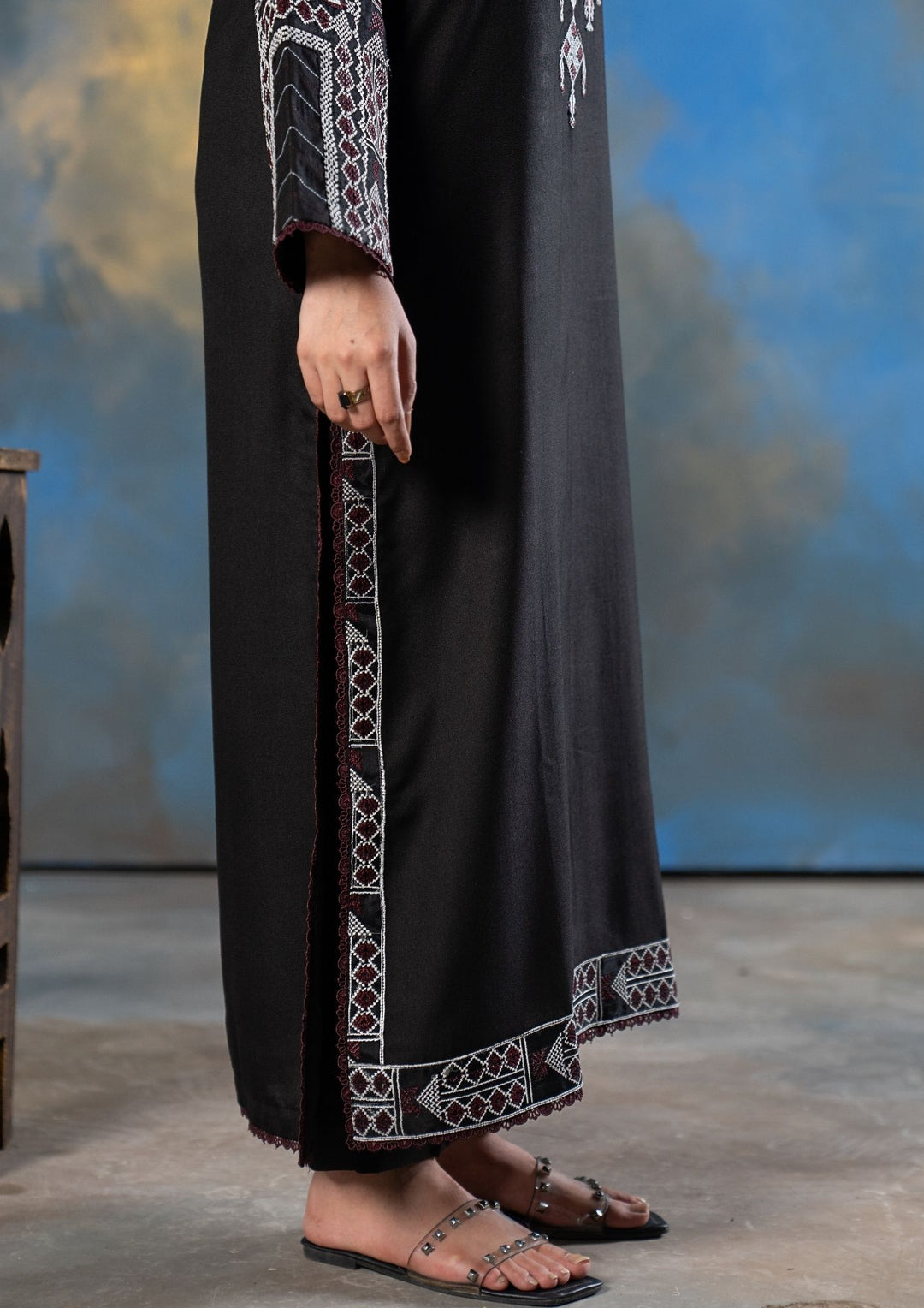 2Pc Embroidered Alpine Karandi Black SAY-W26-0026