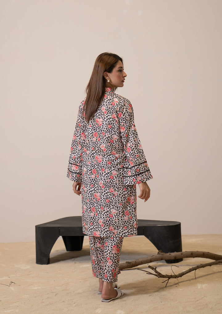 2Pc Digital Print Lawn MONO-M26-0003