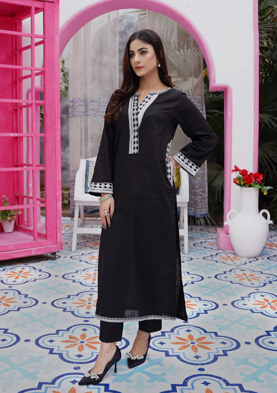 Check Lawn Embroidered 2Pc EMB-S24-0004