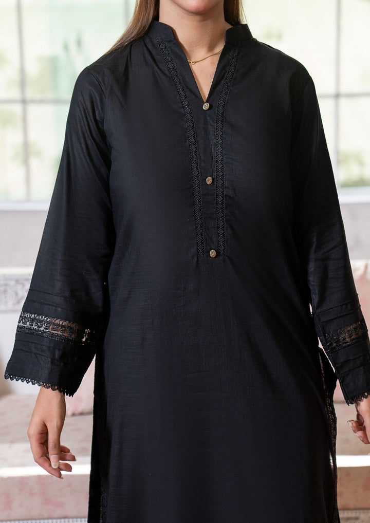 3Pc Lawn Black with Chiffon Dupatta MONO-M26-0005