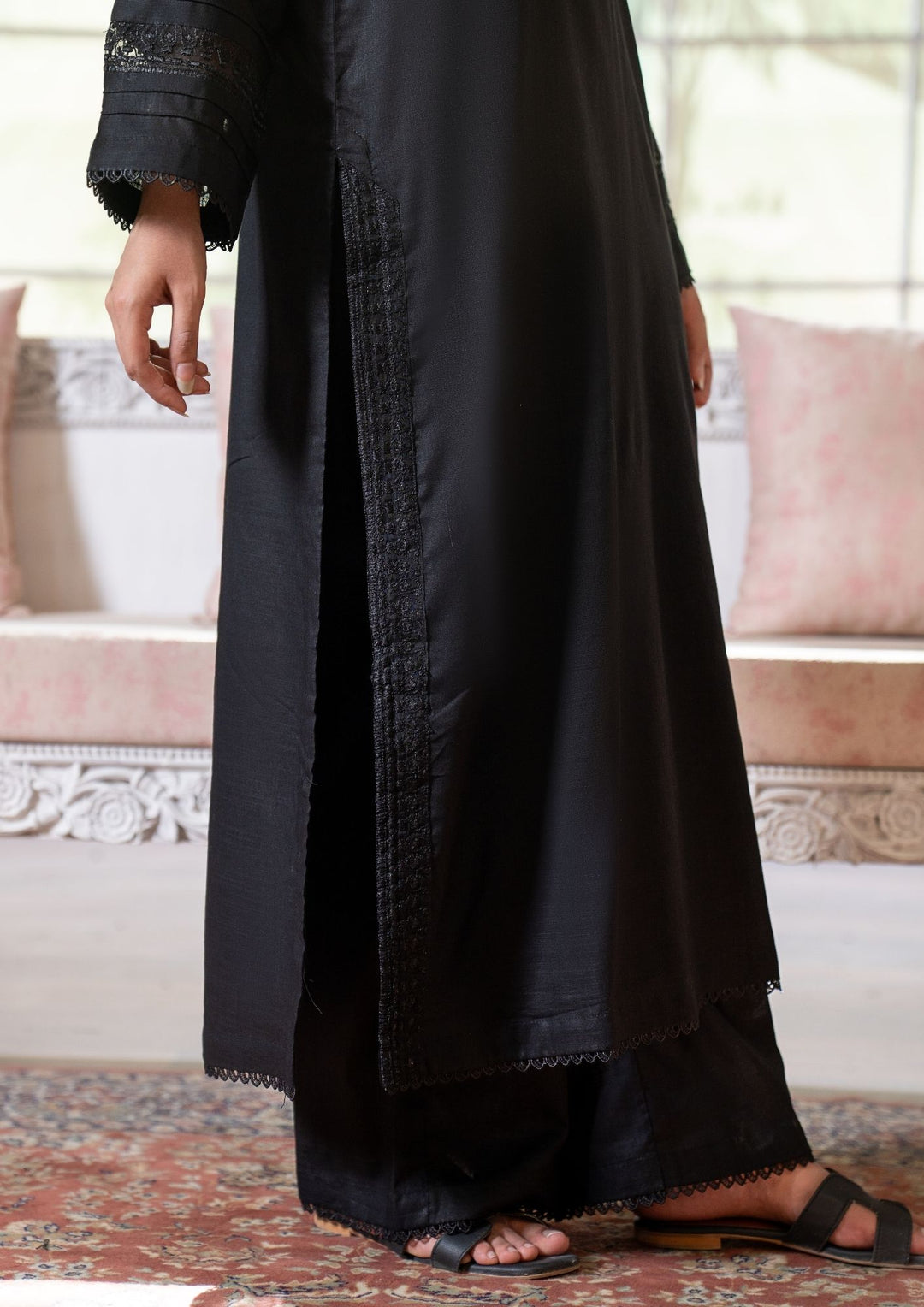 3Pc Lawn Black with Chiffon Dupatta MONO-M26-0005