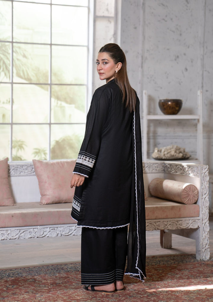 3Pc Lawn Black with Chiffon Dupatta MONO-M26-0007