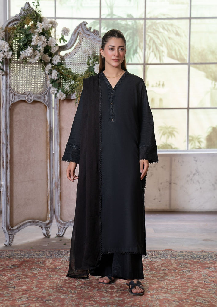3Pc Lawn Black with Chiffon Dupatta MONO-M26-0008