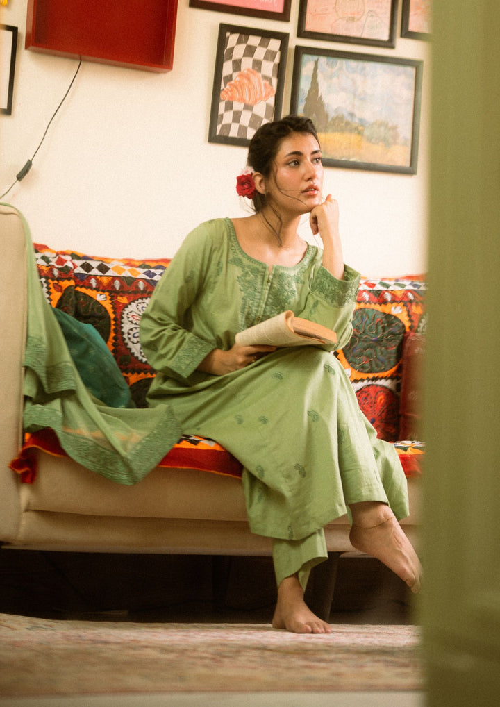 3Pc Pistachio Embroidered Lawn with Chiffon Dupatta RIW-R26-0002
