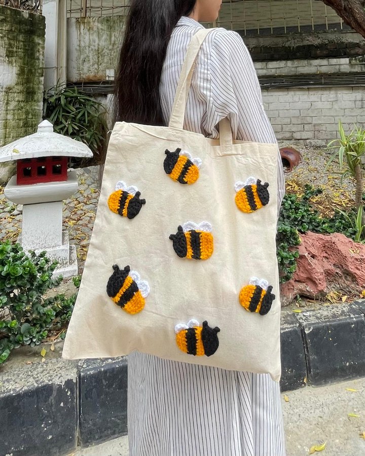 Handmade Crochet Tote Bag HCTB-S25-0002