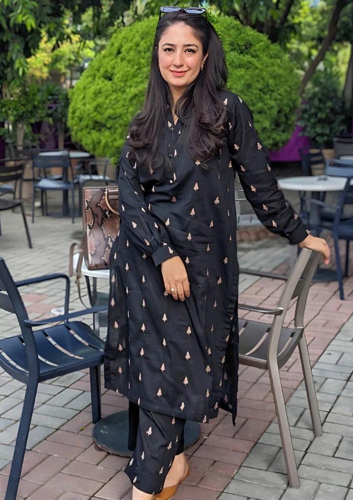 2 Pc Embroidered Lawn ELD-1
