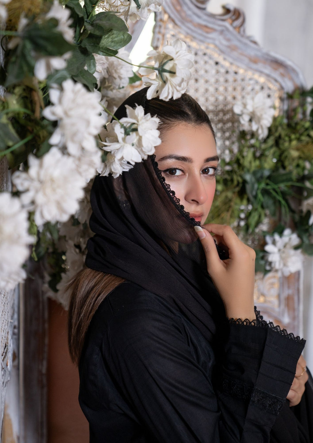 3Pc Lawn Black with Chiffon Dupatta MONO-M26-0008