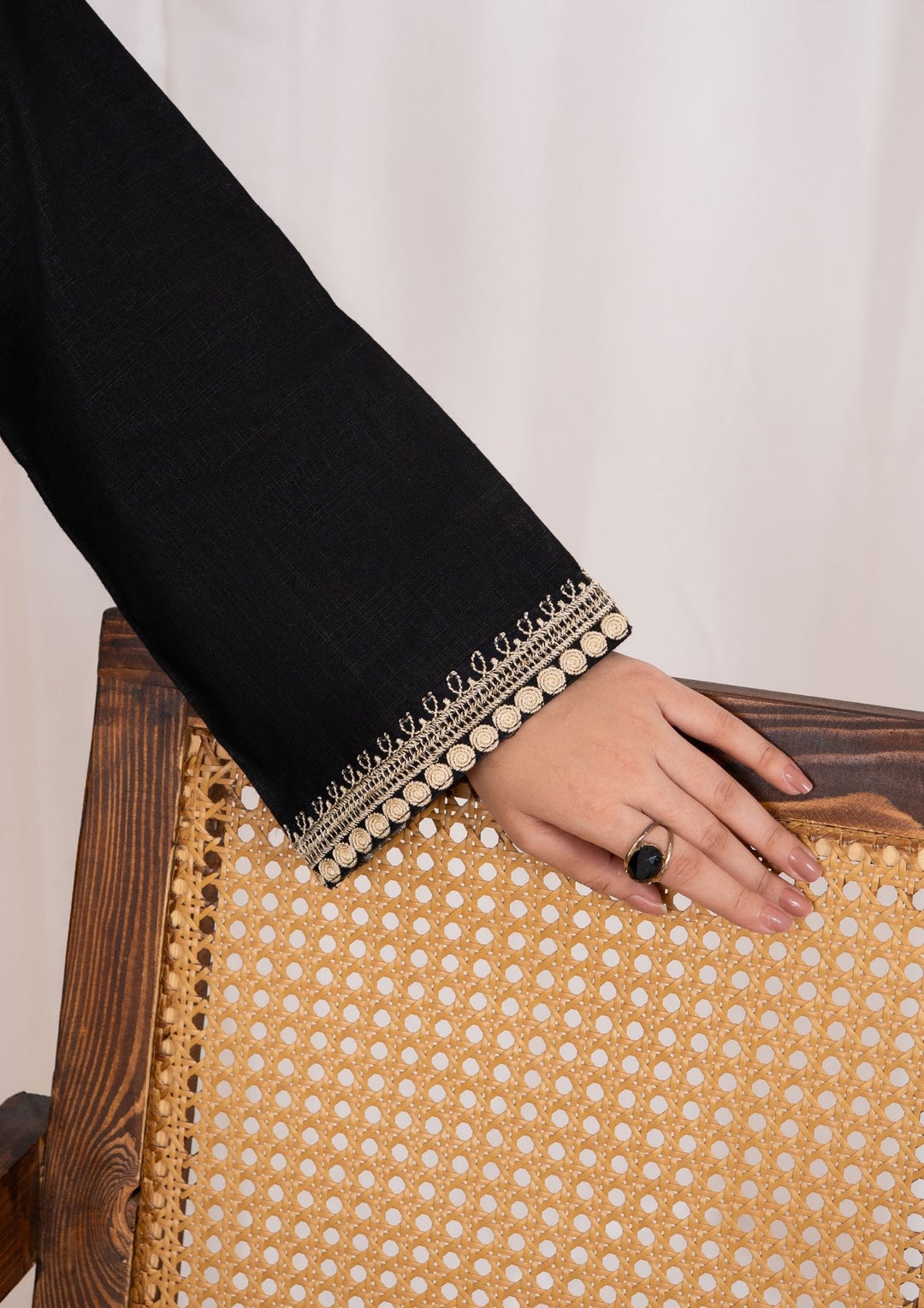 3pc Embroidered Khaddar with Embroidered Border Shawl AML-W25-0024