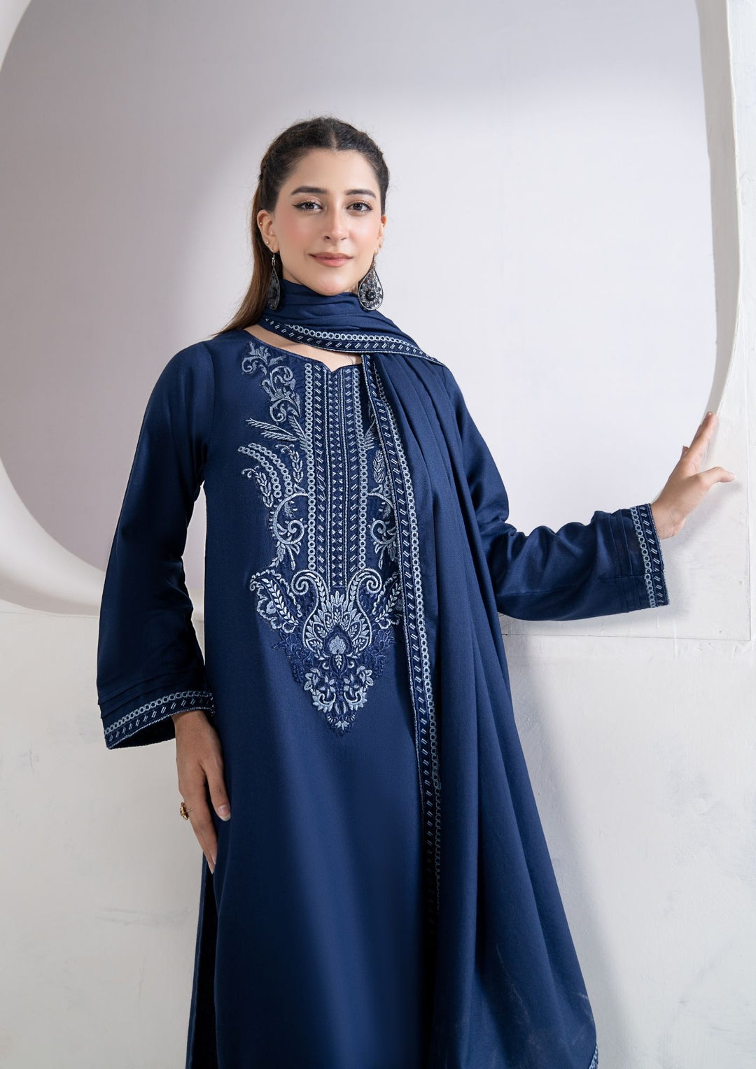 3Pc Embroidered Alpine Karandi Navy SAY-W26-0008