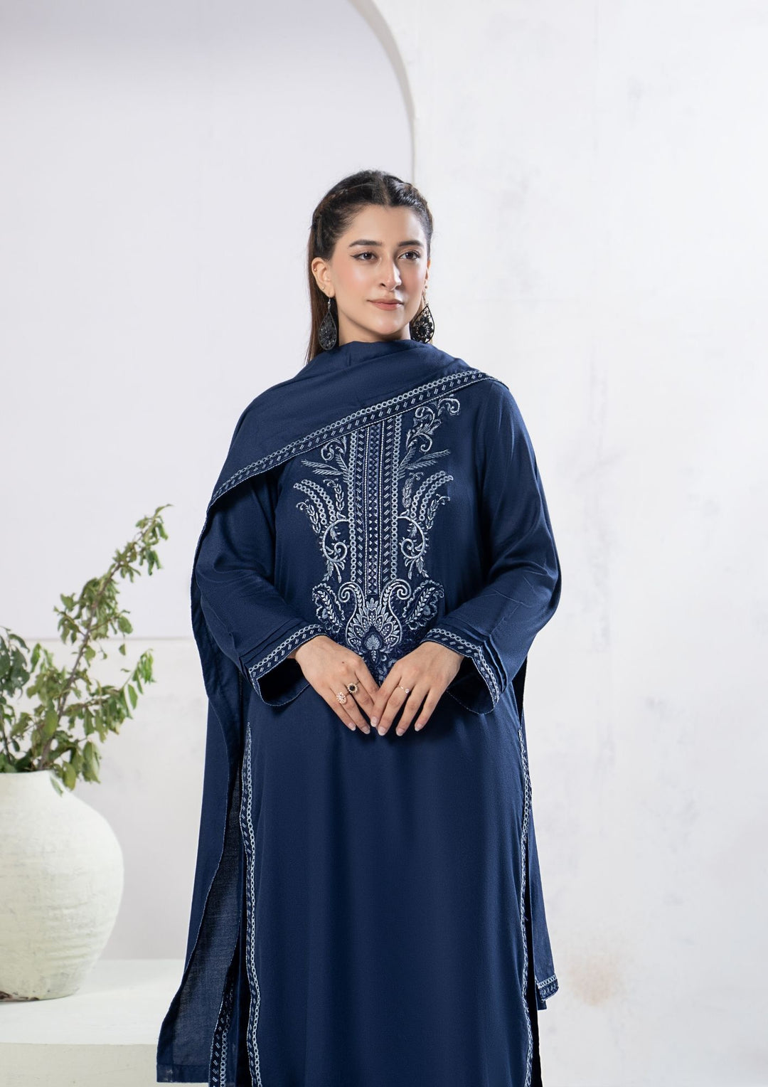 3Pc Embroidered Alpine Karandi Navy SAY-W26-0008