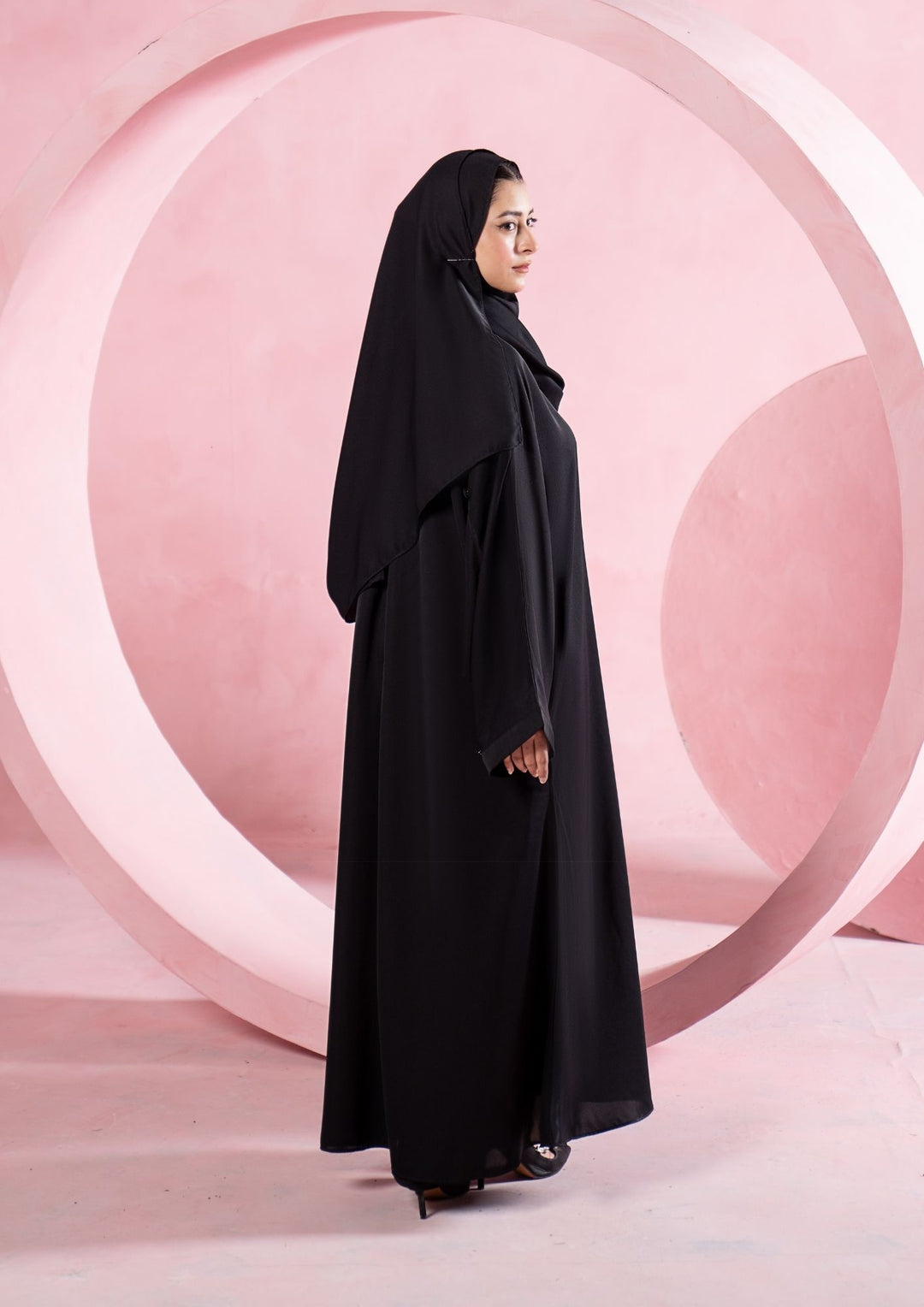 Noir Button Flow Abaya ABL-A26-0008