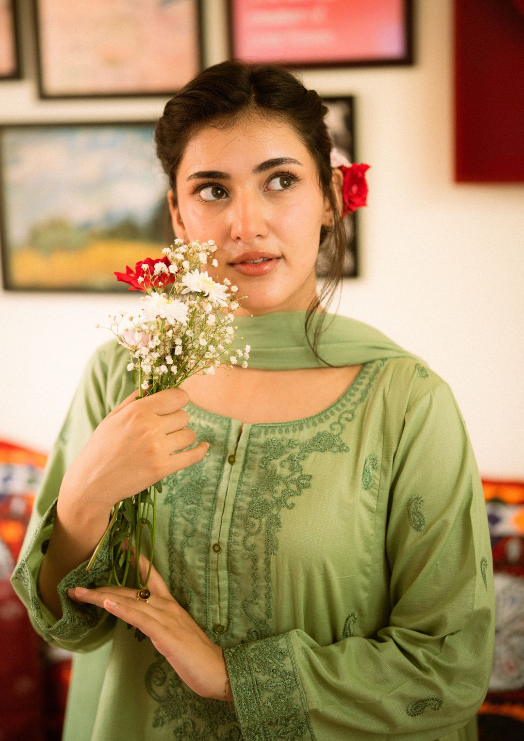 3Pc Pistachio Embroidered Lawn with Chiffon Dupatta RIW-R26-0002