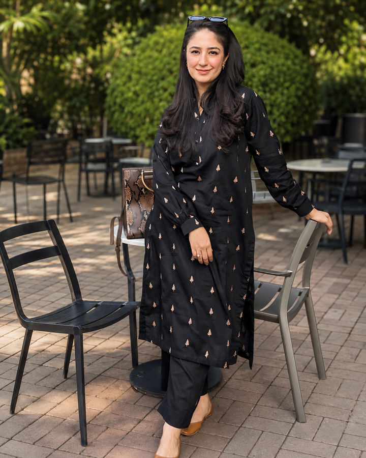 2 Pc Embroidered Lawn ELD-1