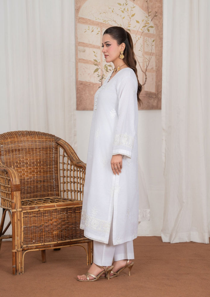 3Pc Embroidered Textured Lawn with Embroidered Border Chiffon Dupatta JASHAN-J26-0036