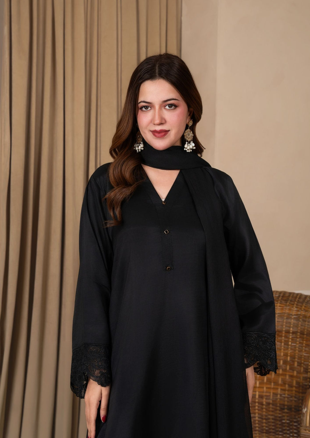3Pc Embroidered Silk Viscose with Farshi Shalwar Black JASHAN-J26-0010