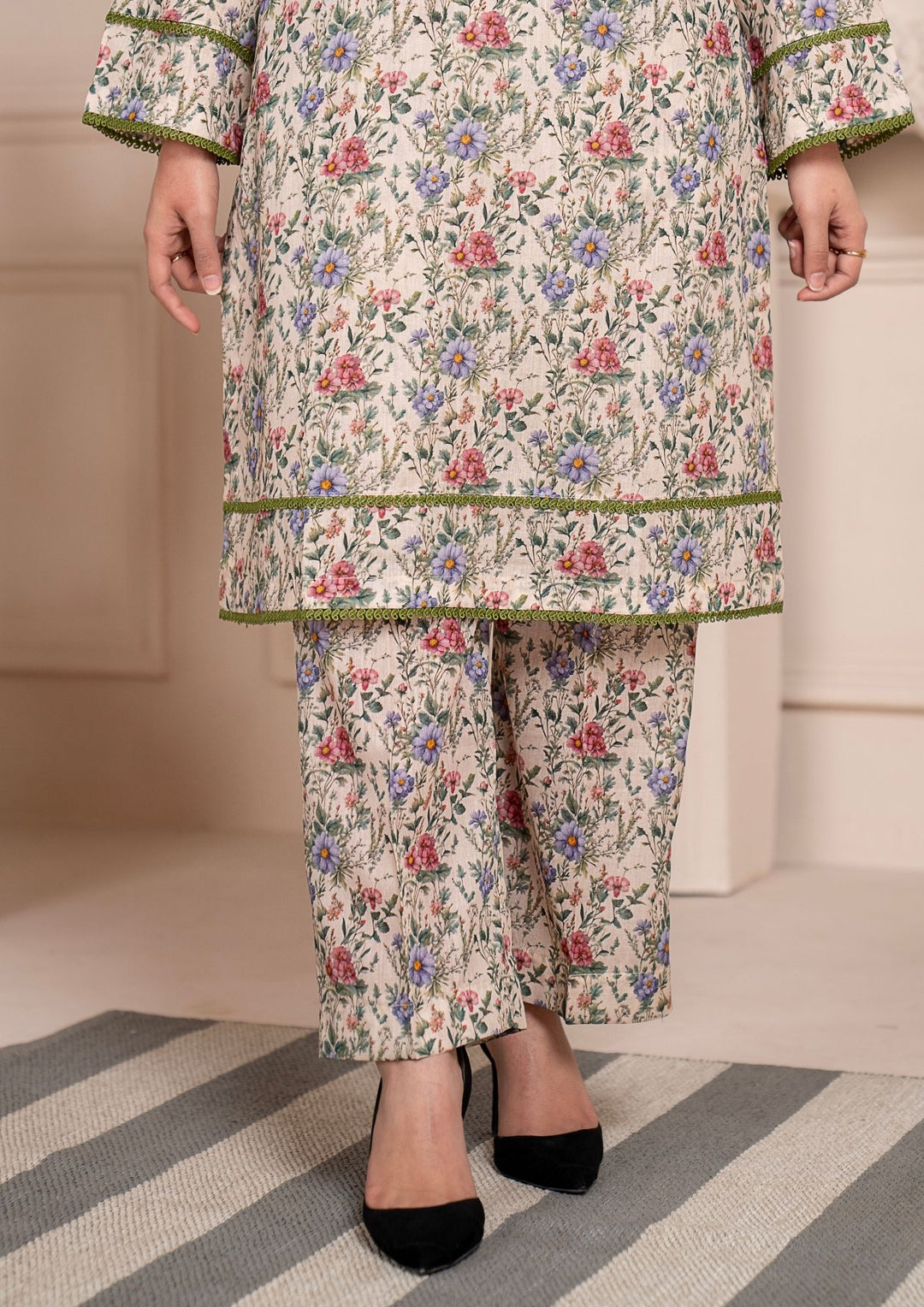 2Pc Digital Print Lawn Gulmeena-G26-0024