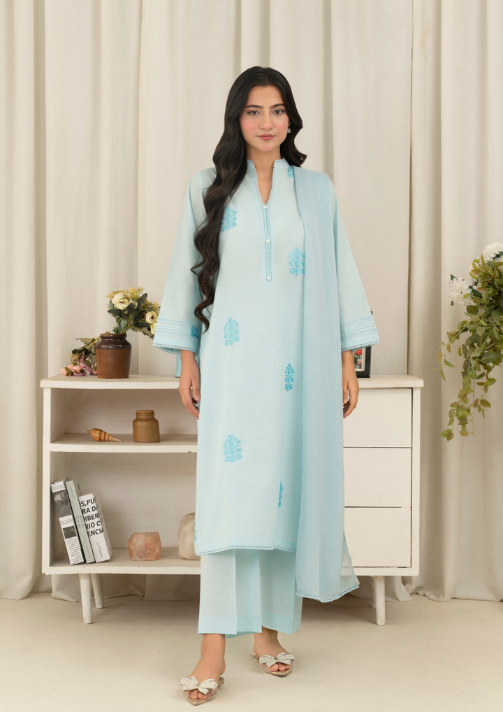 3Pc Embroidered Lawn FATAH-F25-0012
