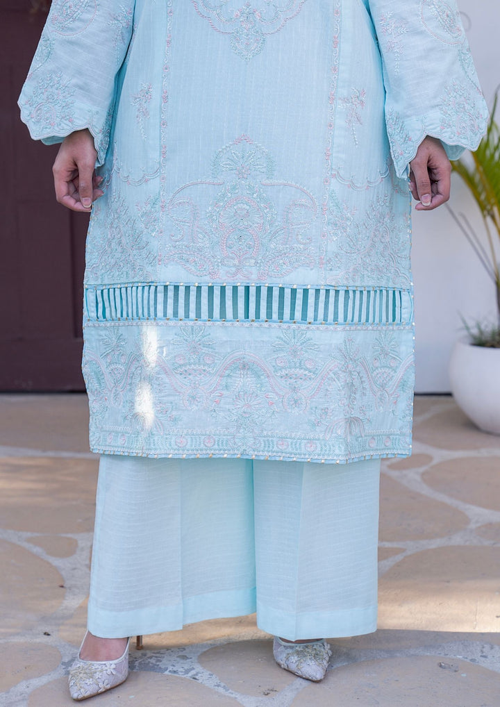 2Pc Embroidered Lawn SUM-M26-0006