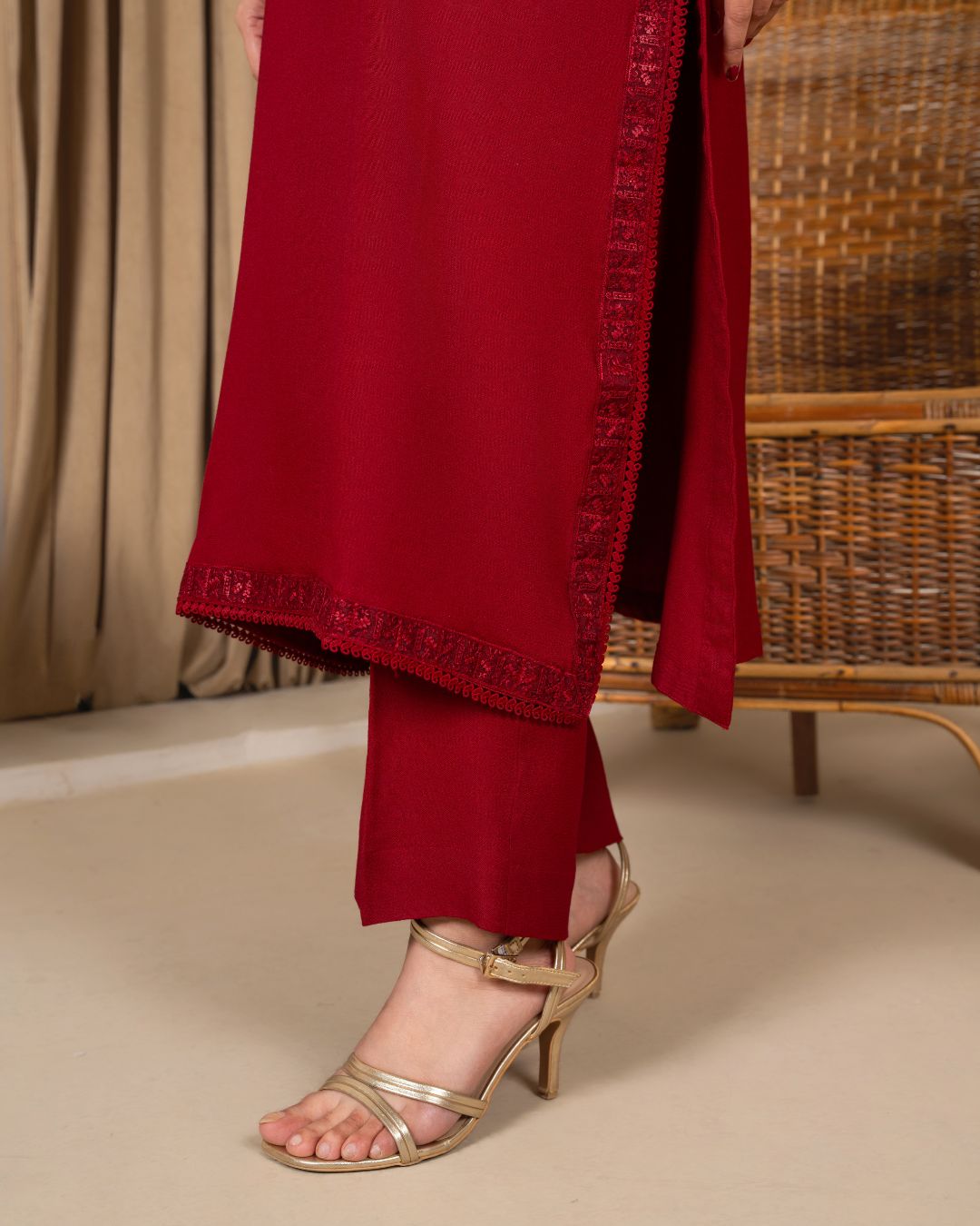 3pc Embroidered Alpine Karandi with Embroidered Border Shawl Maroon AML-W25-0102