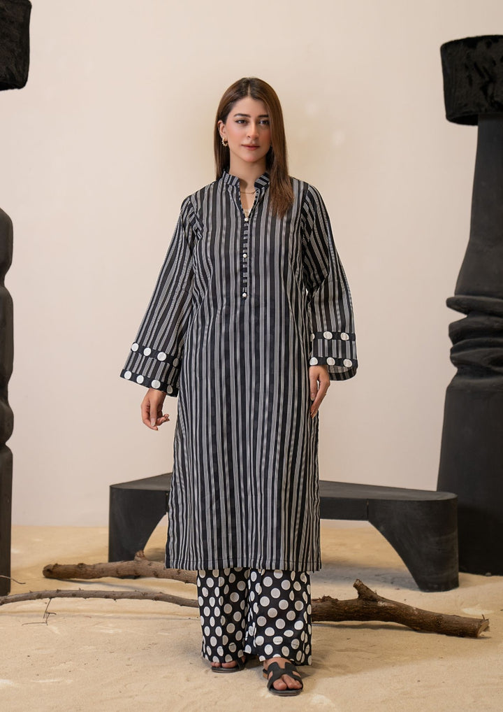 2Pc Digital Print Lawn MONO-M26-0002