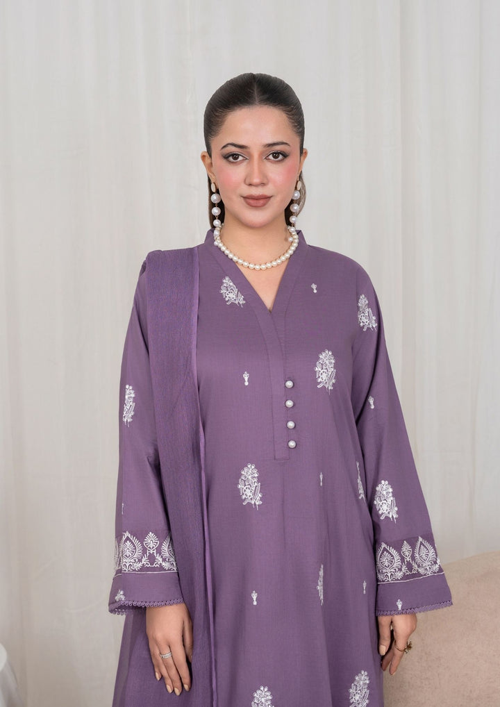 3Pc Embroidered Lawn with Embroidered Border Chiffon Dupatta JASHAN-J26-0038