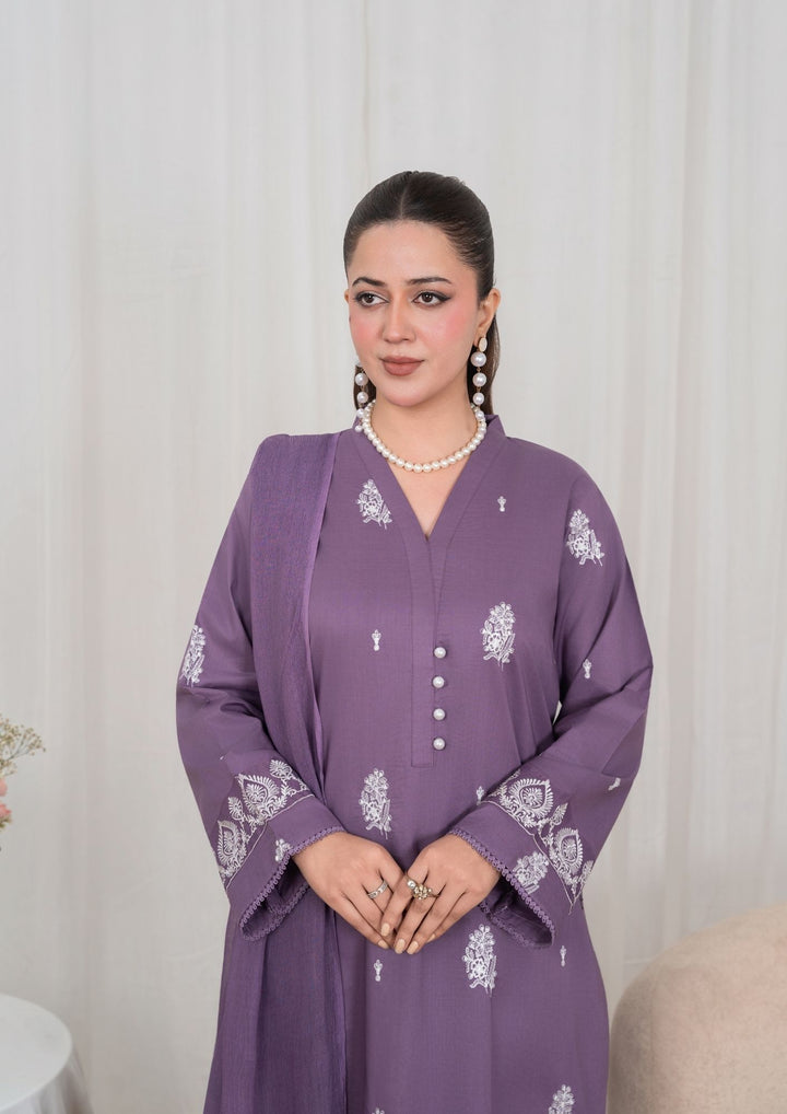 3Pc Embroidered Lawn with Embroidered Border Chiffon Dupatta JASHAN-J26-0038