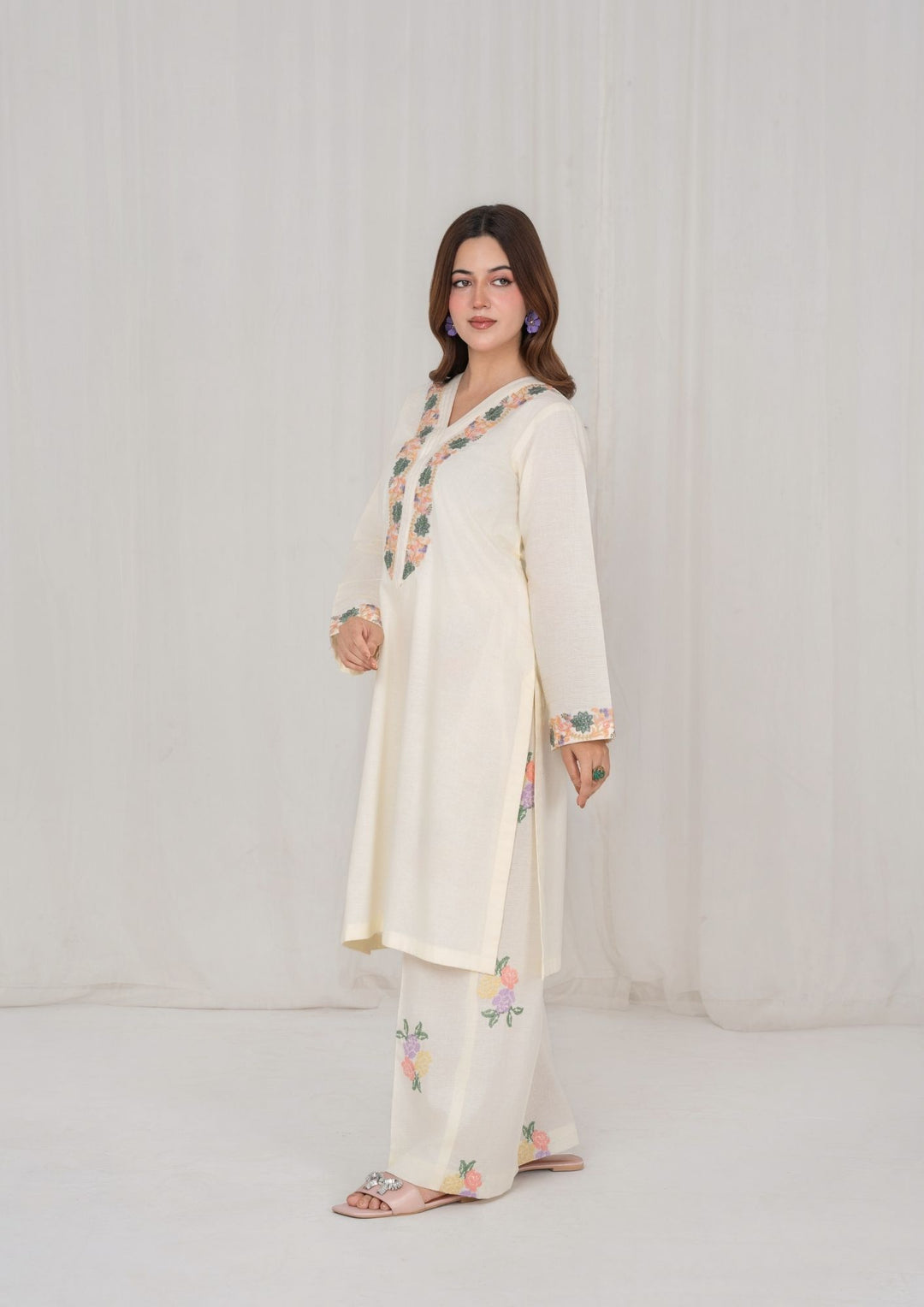 2Pc White Embroidered Lawn RIW-R26-0015