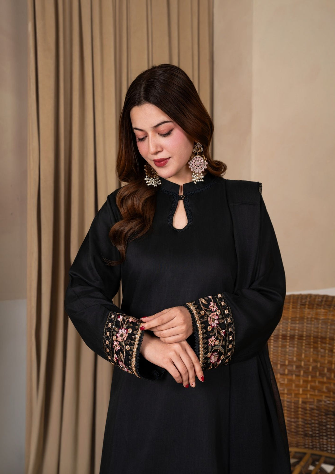 3Pc Embroidered Silk Viscose with Farshi Shalwar Black JASHAN-J26-0001