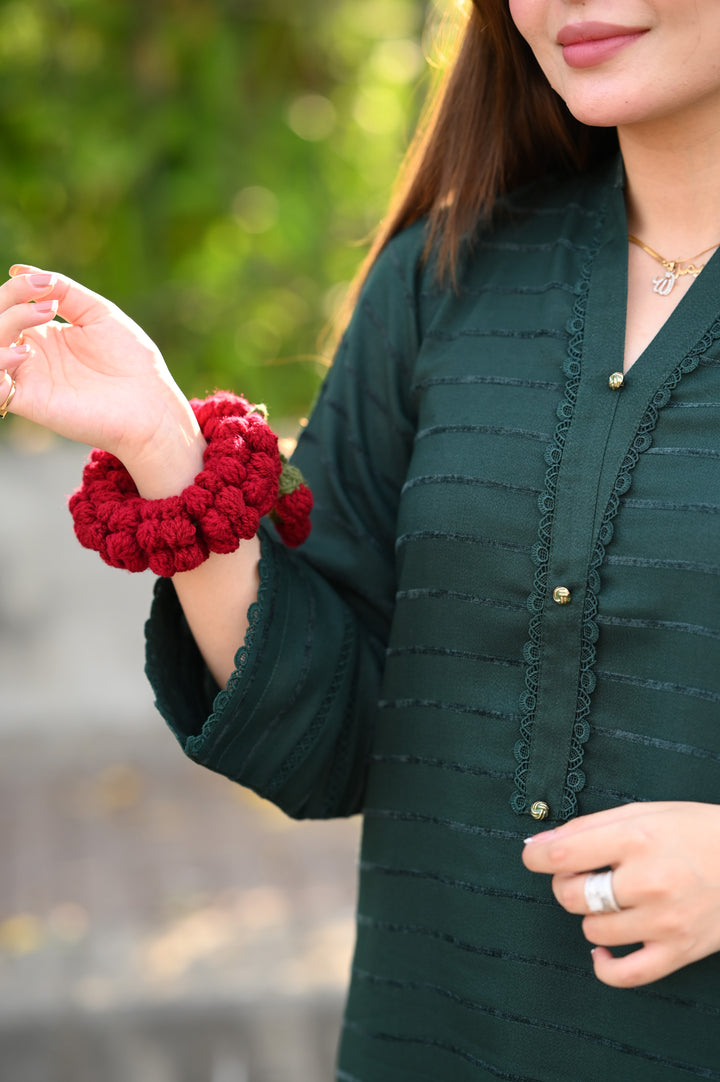 Handmade Crochet Gajra HCTB-S25-0016