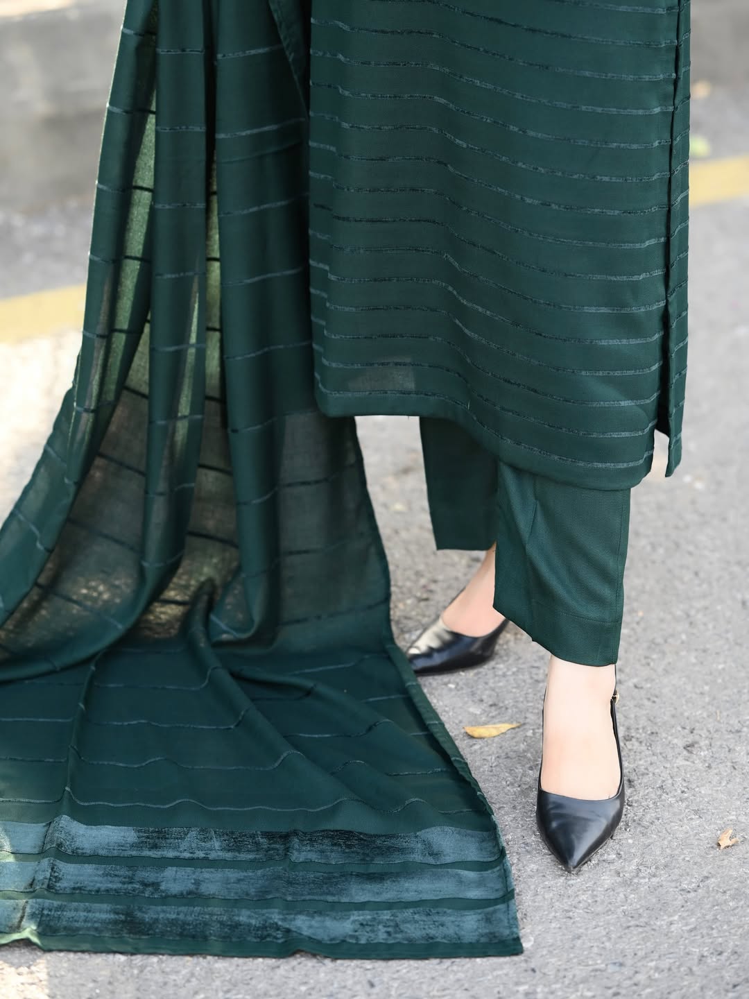 3pc Alpine Velvet Shirt with Velvet Border Shawl and Plain Trouser AML-W25-0013